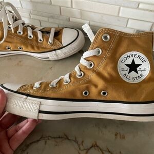 Hi top converse